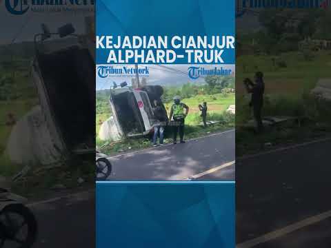 Mendadak Alphard & Truk Putih Nungging di Cibereum-Puncak, Kecelakaan saat Angkut Beton #shorts