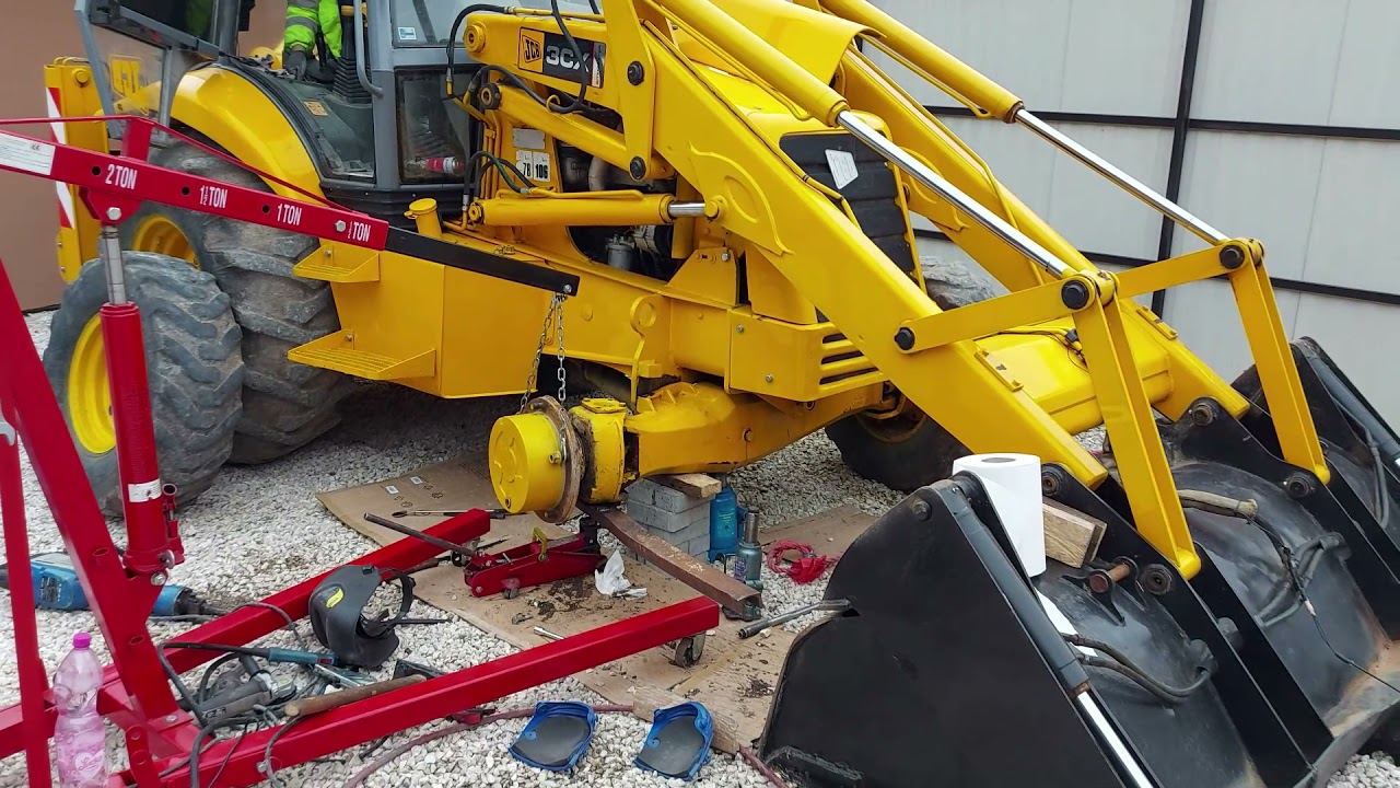 JCB 3CX BEARING TRUNNION 1