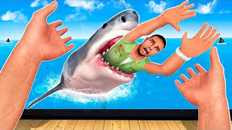 Feeding a MEGALODON Shark Ragdolls - Newton's Playground VR
