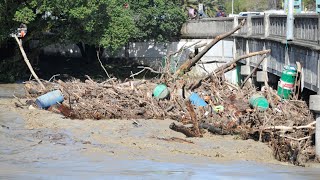 Gisborne Nz - Turning Into A Flood