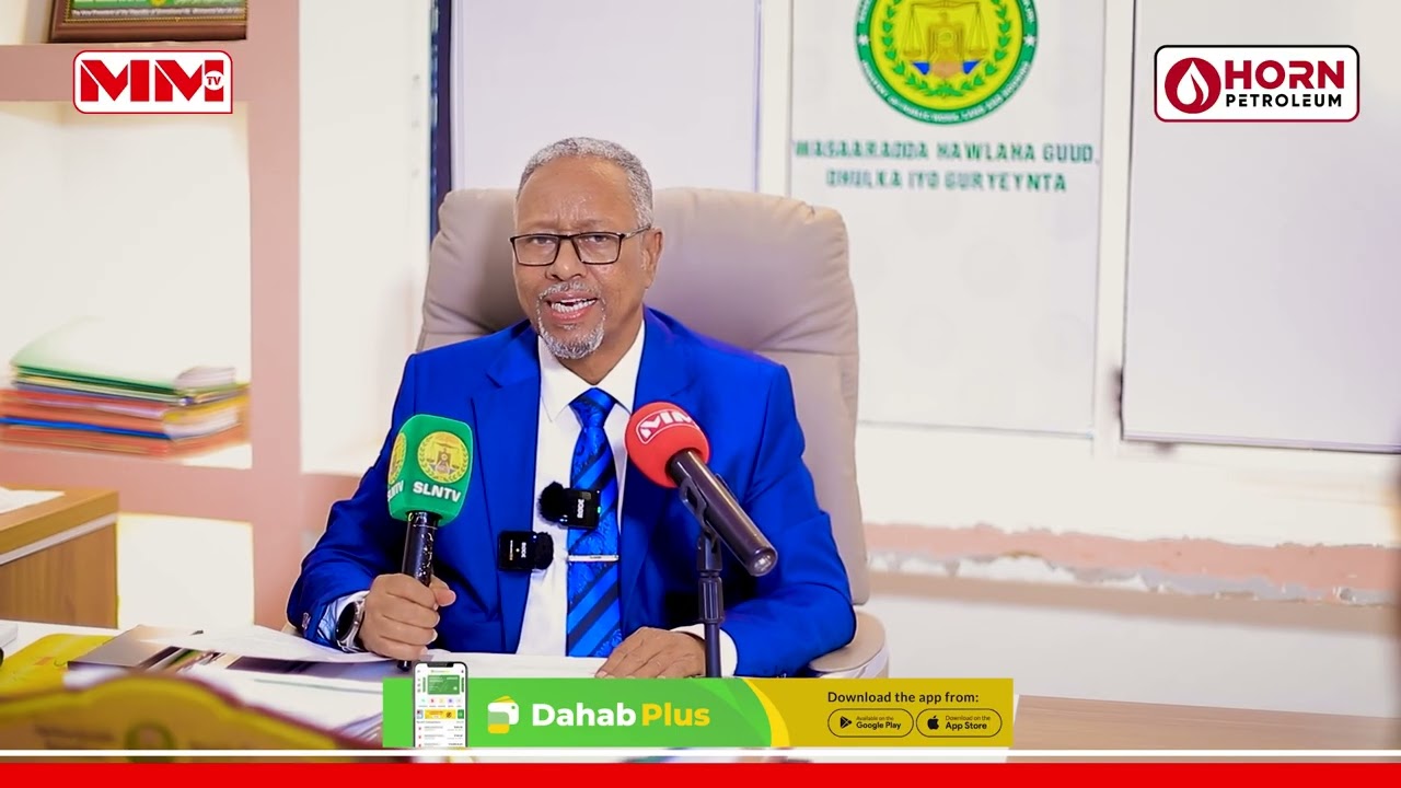 Wasiirka Hawlaha Guud oo ku dhawaaqay Baahinta Qandaraaska Dhismaha Cusub ee Suuqa Idaacada