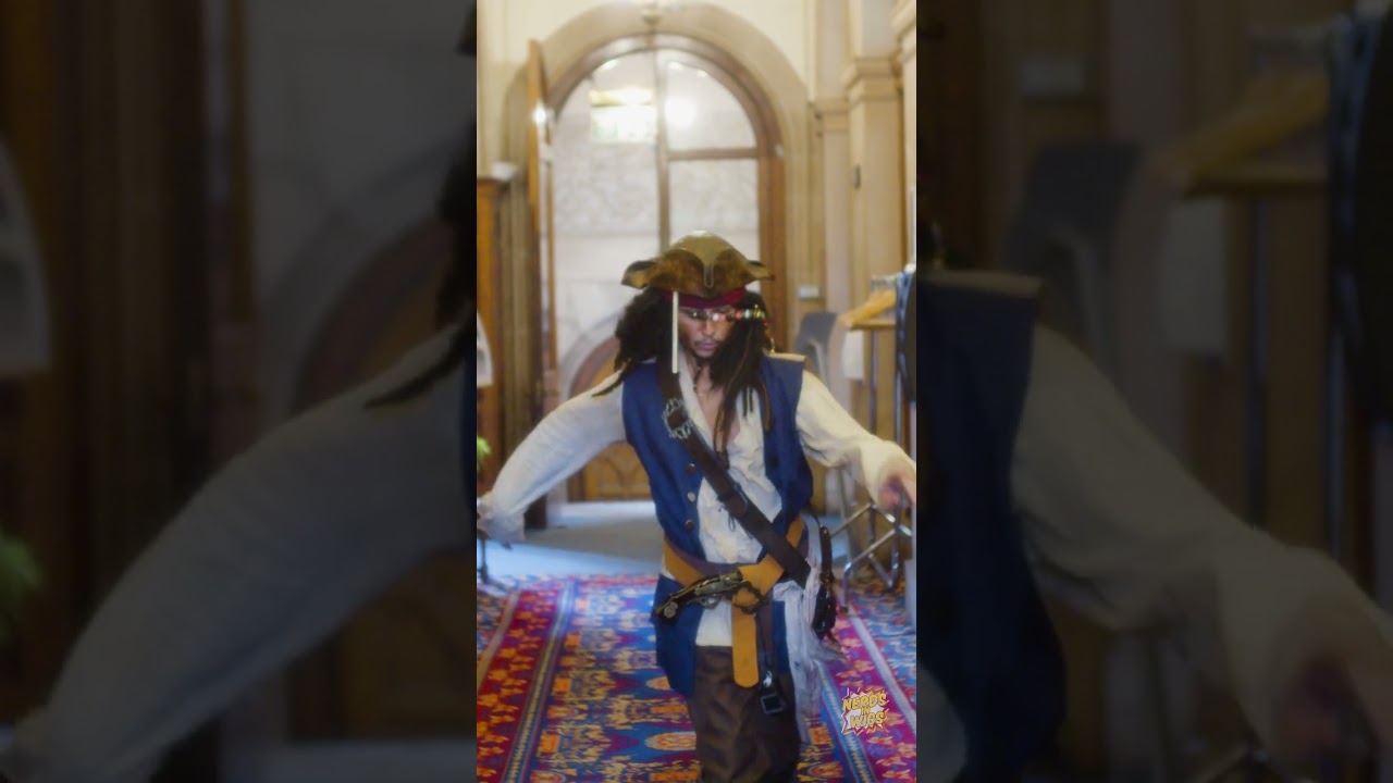 Jack Sparrow Run in COSPLAY! 🏴‍☠️