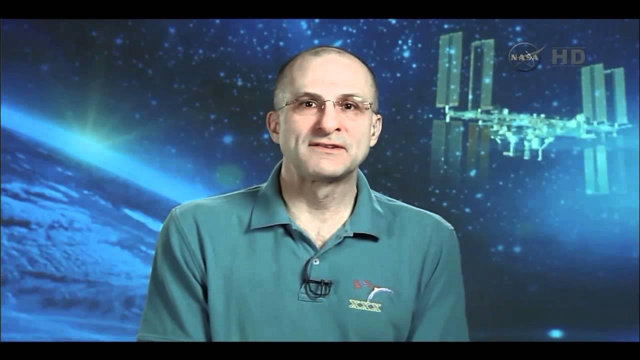 What Does Space Station Smell Like? Astronaut Explains Video YouTube