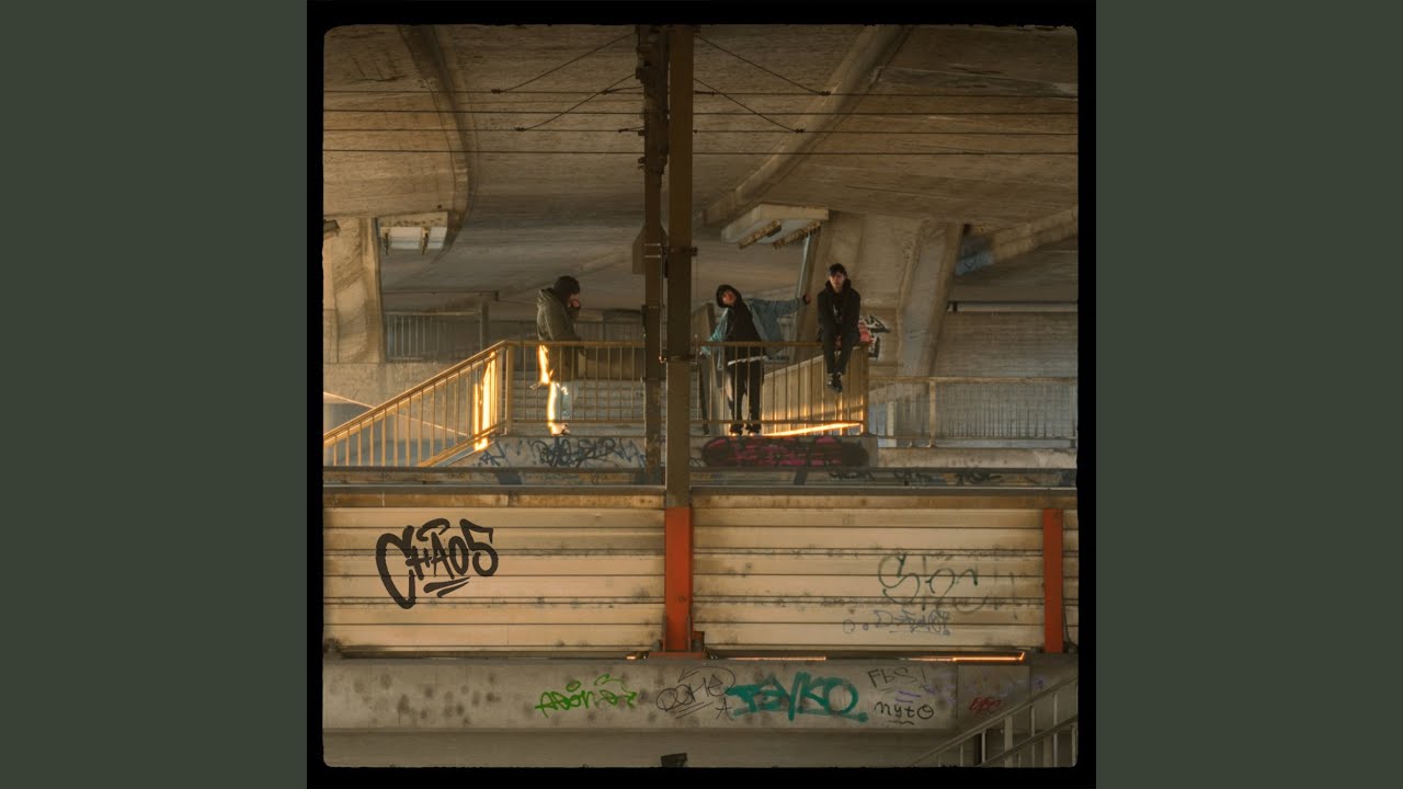 在 YouTube 上觀看「Chaos」 在 YouTube 上觀看「Chaos」