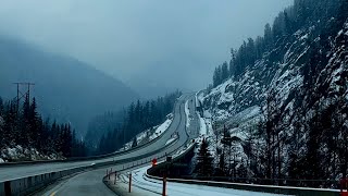 جمال الطبيعة على طرق السفر في كندا 🇨🇦