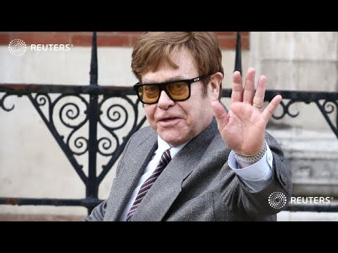 Elton John hails US leadership in fight against AIDS