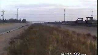 EB Z Train & WB Bare Table BNSF Trains Meet @ Hesperia CA.wmv