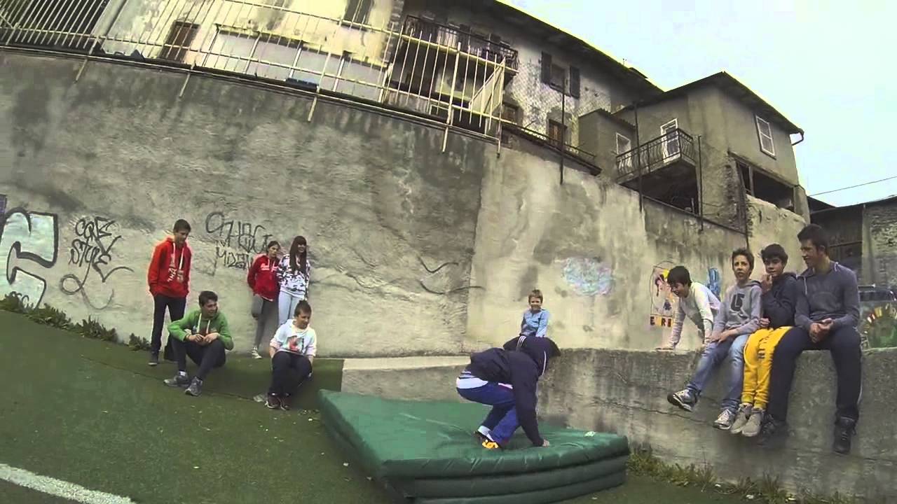 Детский паркур, обучение и трюки 2014