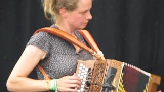 Naragonia (& Jeroen Geerinck)  -  Scottische  -  Boombal Festival 2012 chords