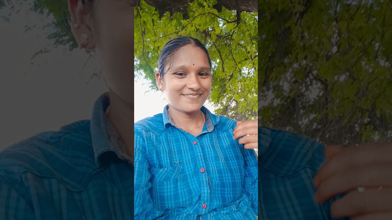 నీటిలో నీ నీడ చేతికందుతుందా🥰