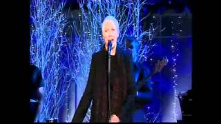 Annie Lennox - The Holly And The Ivy (live)