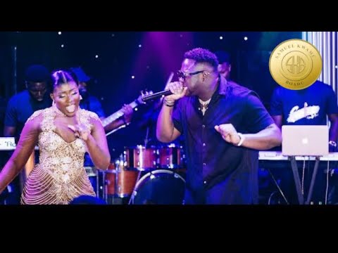 Medikal Performs Too Risky with Fella Makafui (Live Concert) | SamBoad Media Consult Medikal Performs Too Risky with Fella Makafui (Live Concert) | SamBoad Media Consult