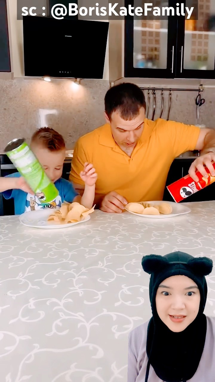 lomba makan kripik‼️