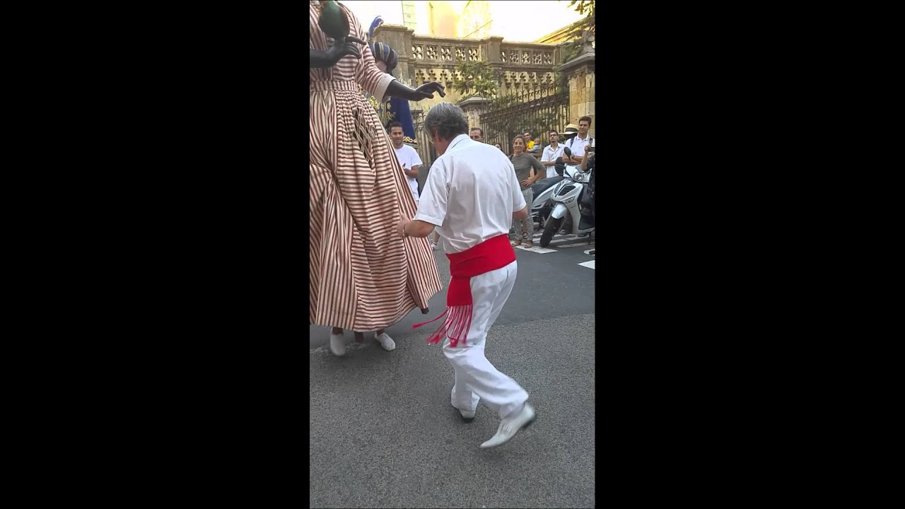 La Negrita ballant amb el Pedro el 2015