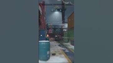 I swear theirs aimbot with throwing knives #fyp #modern warfare￼