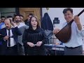 صدای زیبای یک خواننده زن آذری با همراهی نوازندگی یک عاشیق در یک مراسم عروسی در آذربایجان شرقی 