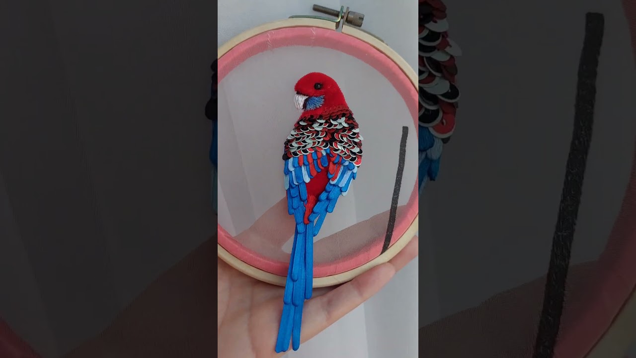 Попугай "Красная розелла". Новый мастер-класс по вышивке в клубе