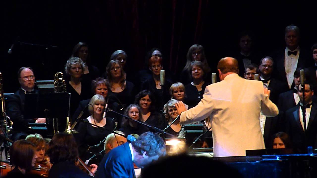 Παρακολούθηση Michael W. Smith - All Year Long (Live From Tualatin, Oregon, On December 18, 2010) στο YouTube Παρακολούθηση Michael W. Smith - All Year Long (Live From Tualatin, Oregon, On December 18, 2010) στο YouTube