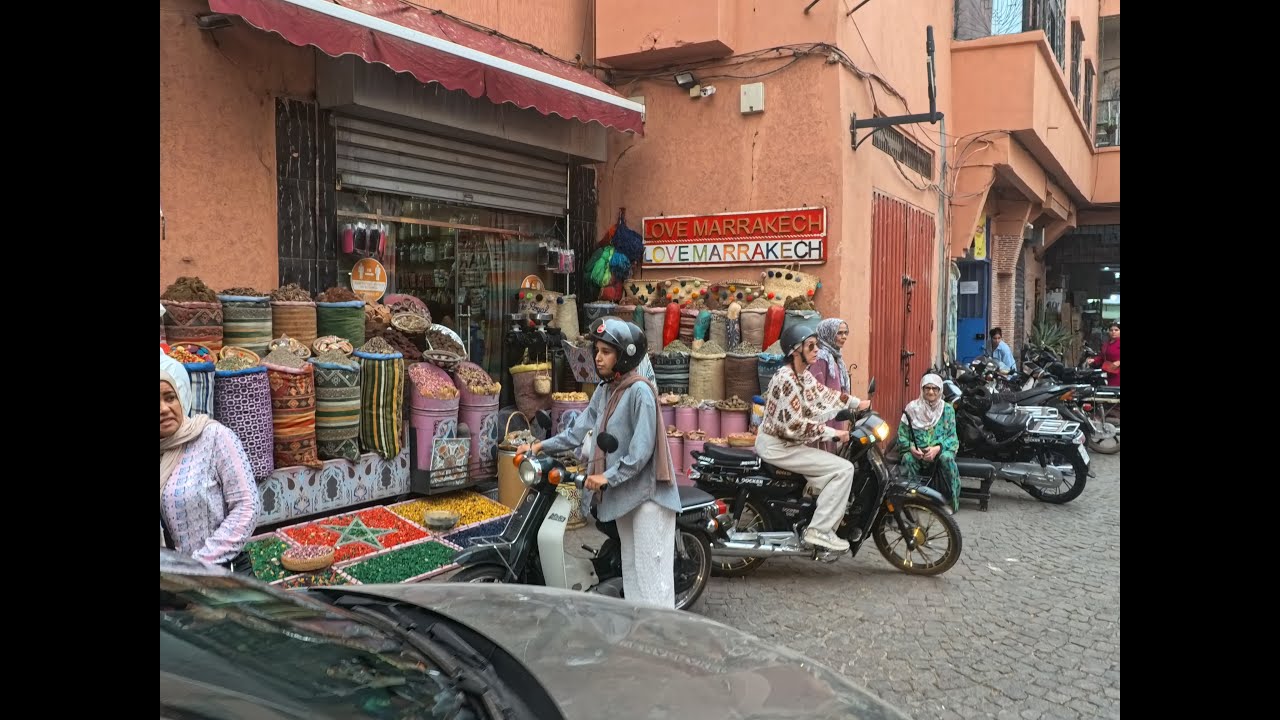 Cycling in Morocco: from Marrakech to  Chefchaouen - Part 1