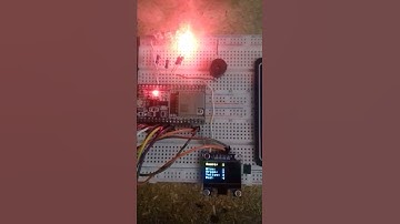 Simon says with leds, buzzer and oled show score, button 1 to 4. Pin OUT/IN, PWM. ESP32 Micropython.