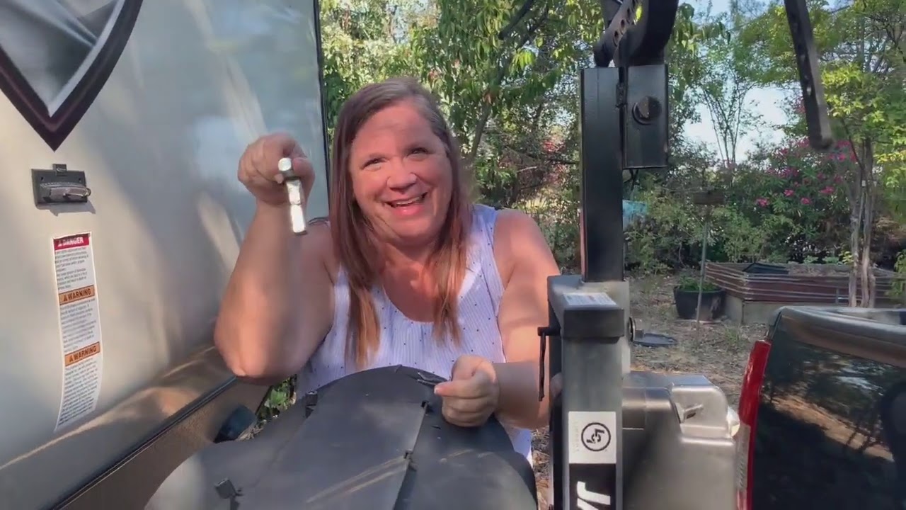 Hooking up your travel trailer weight distribution bars YouTube