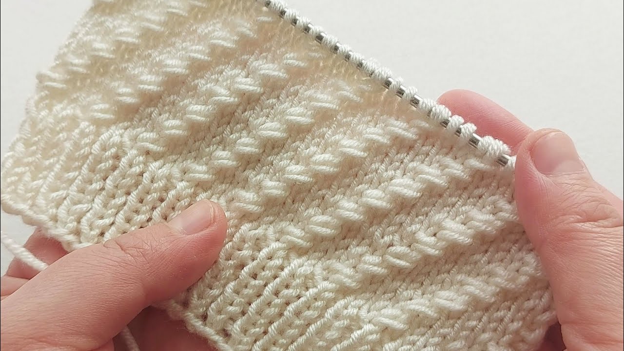 Easy And Beautiful knitting pattern
