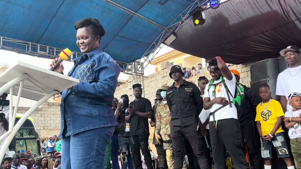 Legendary Alien Skin and president Museveni at fangoneforest 🇺🇬🫵🔥