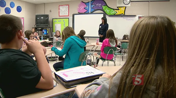 Miss Vicki Speaks To Middle School Students At Car...