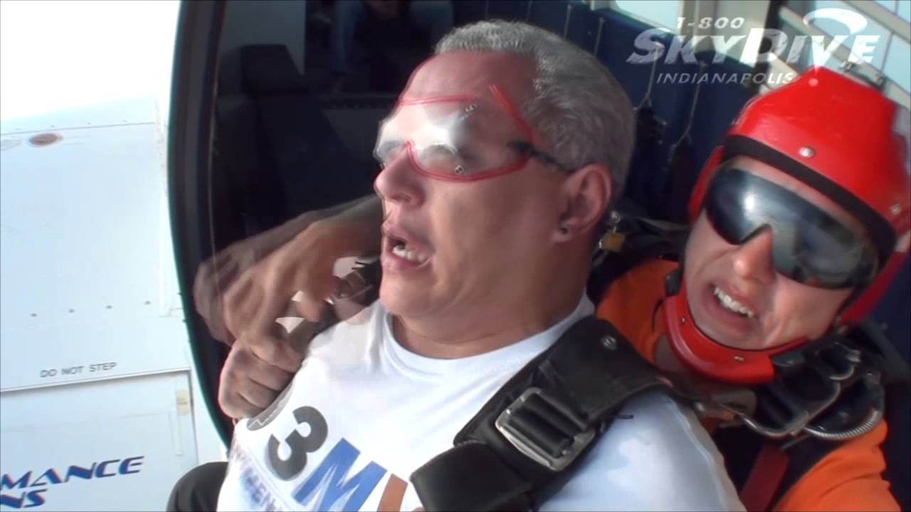 Calvin Spinks's Tandem skydive! - YouTube