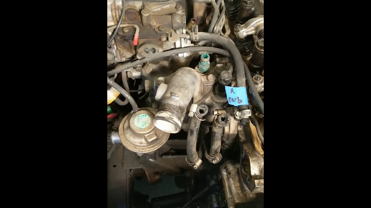 Replace head gasket 1986 Toyota pickup 1 YouTube