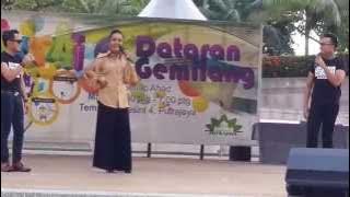 lawak sungguh zur eda menyampaikan lagu KELMARIN