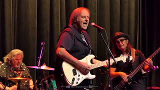 Walter Trout - I Can Tell - 9/14/22 Sellersville Theatre - Sellersville, PA