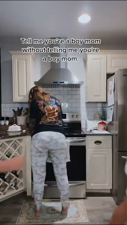 PAWG Mom Let The Whole Family SLAP Them Cheeks!