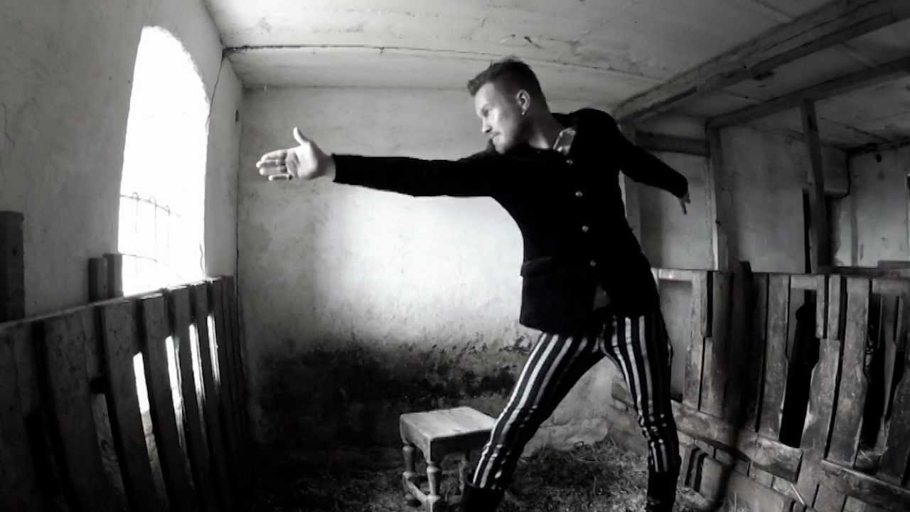 Amund Maarud - Dirty Laundry - Official video