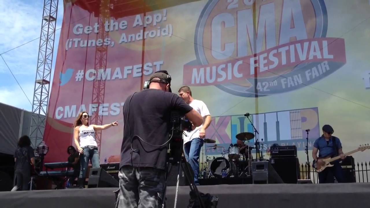 Gretchen Wilson at Cma fest My Truck YouTube