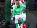 تهديد لاعب كرة قدم في ليبيا بالقتل 