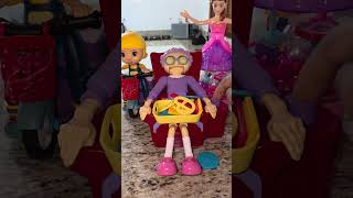 VOVOZINHA GRACIOSA 👵 😃 #youtubeshorts #shorts #shortsfeed