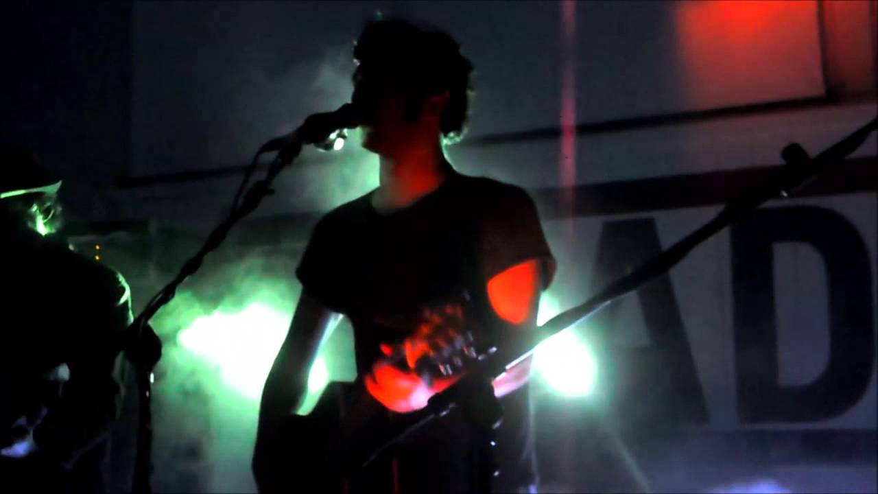 Le Luci della Centrale Elettrica (Live 05-01-12) Triade ...