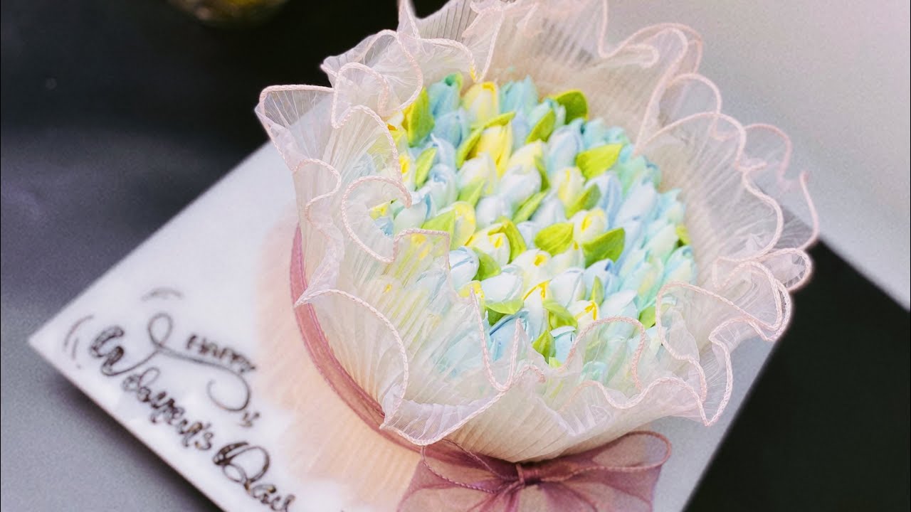 Hướng dẫn làm bó hoa tulip cực dễ làm - bánh kem cho ngày 20/10