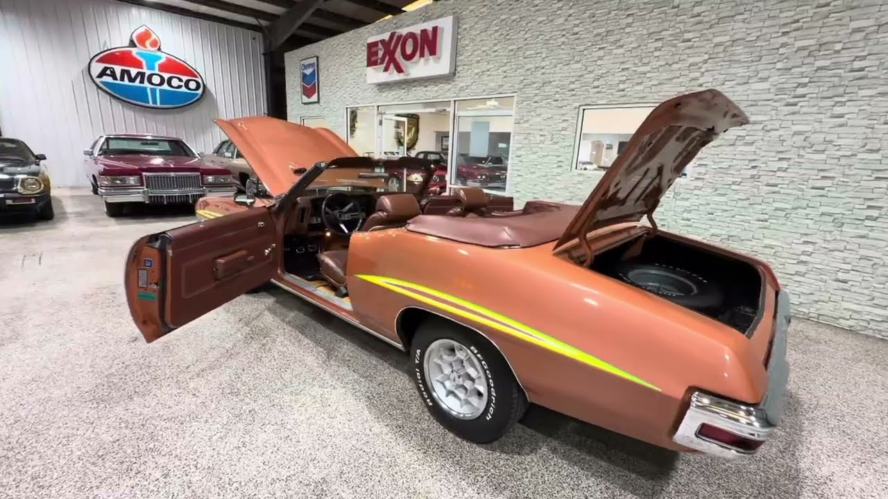 1971 Pontiac GTO Convertible Engine Bay, Interior and Trunk Review