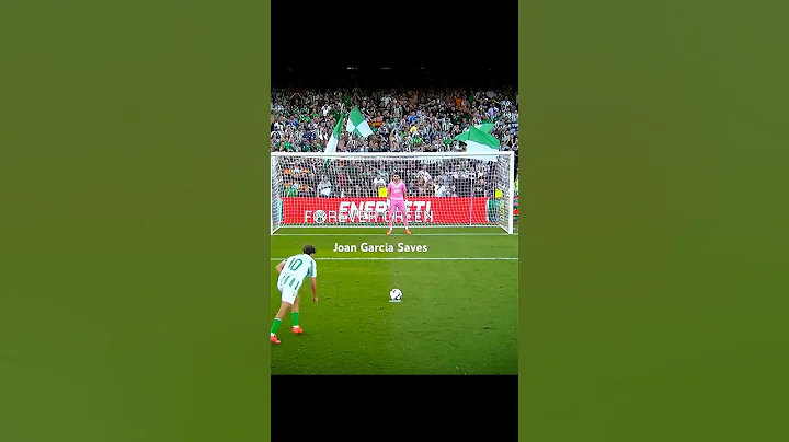 Joan Garcia saves ￼￼￼🧤#barcelona #shorts #joangarcia