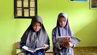 English assignment reading dialogue text by Saskia and Aningsi from class 11 A3 Man 3 Bone