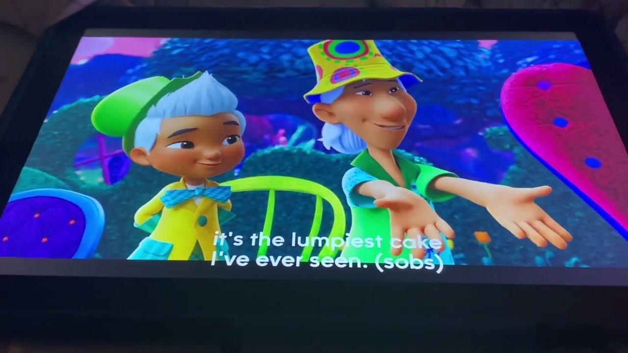 Hattie’s New Inside-Out Cake | Alice's Wonderland Bakery (season 1 episode 10)