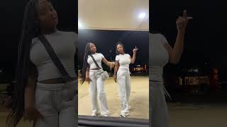 VIRAL MOM AND DAUGHTER DUO VIRAL MOM AND DAUGHTER DUO