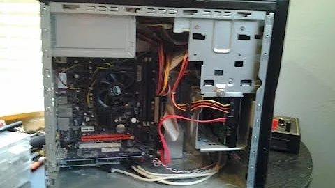 Garage sale finds: $5 Gateway GT5618E Desktop Computer overview and demostration