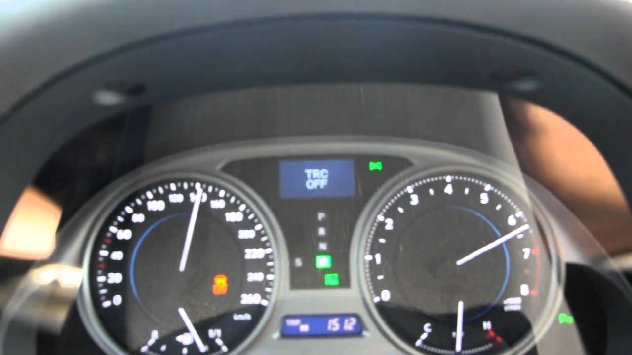 Lexus IS 250 F-Sport - acceleration - YouTube