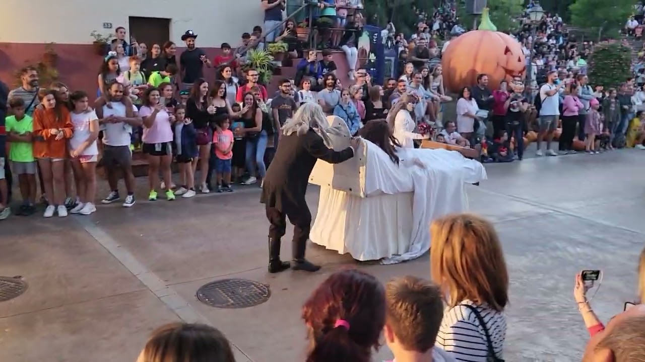 Halloween Parade 25 September 2022 @PortAventuraWorldTV