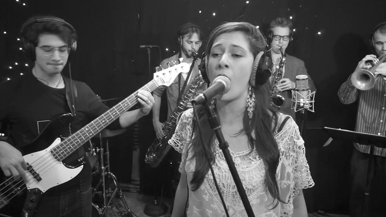 The Sextet - Colors of the Wind (Zowie Couch Live)