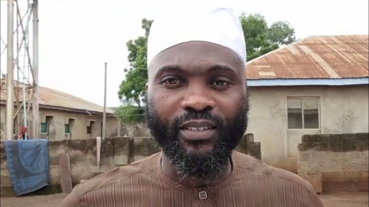 ONA ABAYO FUN ENI TI   OUNJE OJU ORUN TI SE AKOBA FUN.......