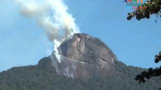 Fogo no Pico do Frade, em Angra